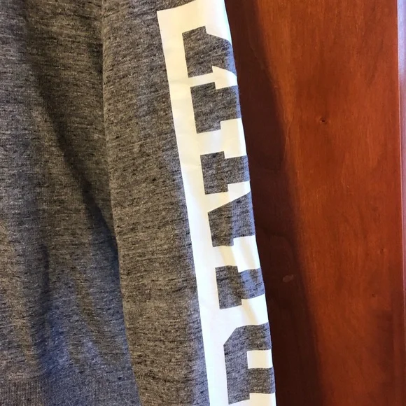 PINK Victoria’s Secret Gray 1/4 Zip Pullover Size Large - Picture 5 of 7